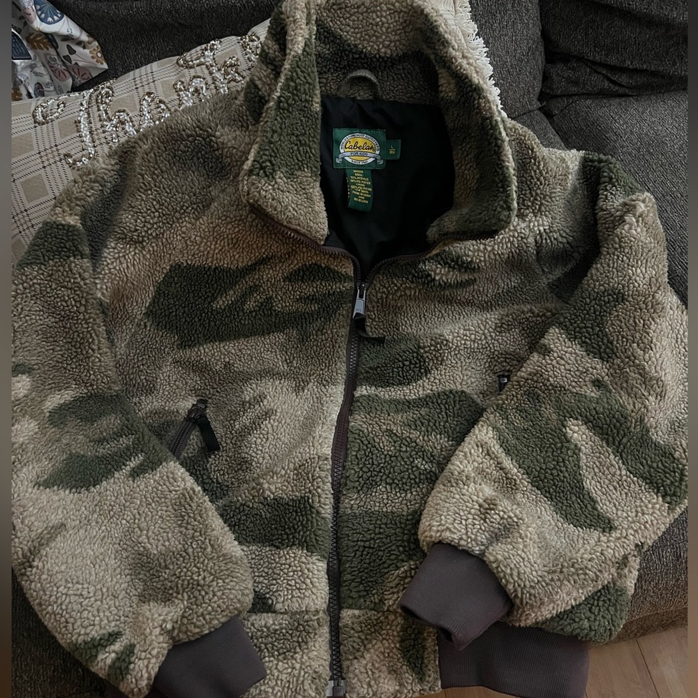 Boys camo coat by Cabelas